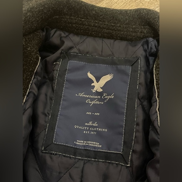 AMERICAN EAGLE - Classic Wool Coat - Size Medium - Picture 3 of 4